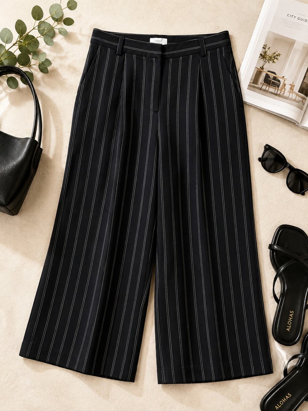 Wilfred Aritzia Black Pinstripe Wide Leg Cropped Culotte Pants Women's Size 4